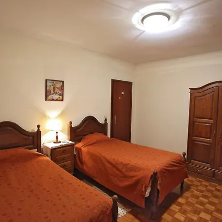 Satelite Guest house Braga